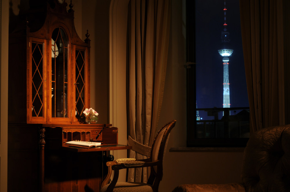 德国柏林丽晶酒店 Regent Berlin_42048232-H1-Presidential_Suite_Detail.jpg