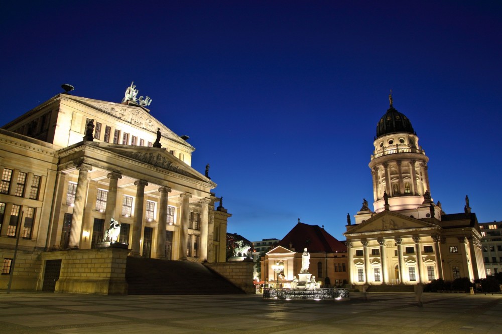 德国柏林丽晶酒店 Regent Berlin_42049053-H1-gendarmenmarkt_chuckf_-_Fotolia.com.jpg
