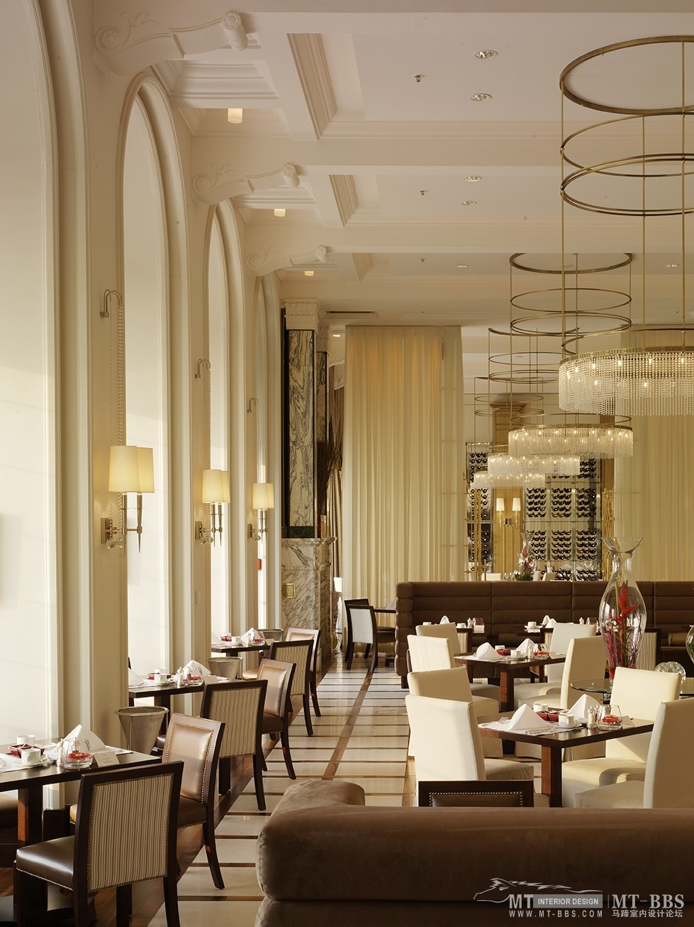 克罗地亚萨格勒布丽晶滨海酒店 The Regent Esplanade_42090702-H1-Zinfandels_Restaurant_2.jpg