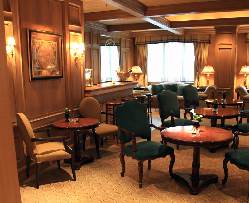 德国柏林丽晶酒店 Regent Berlin_Bar_area.jpg