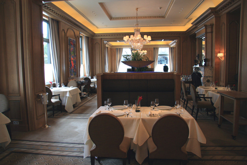德国柏林丽晶酒店 Regent Berlin_Dining_Room_large.jpg