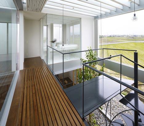 dezeen_House-in-Masaki-by-Hayato-Komatsu-Architects_13.jpg