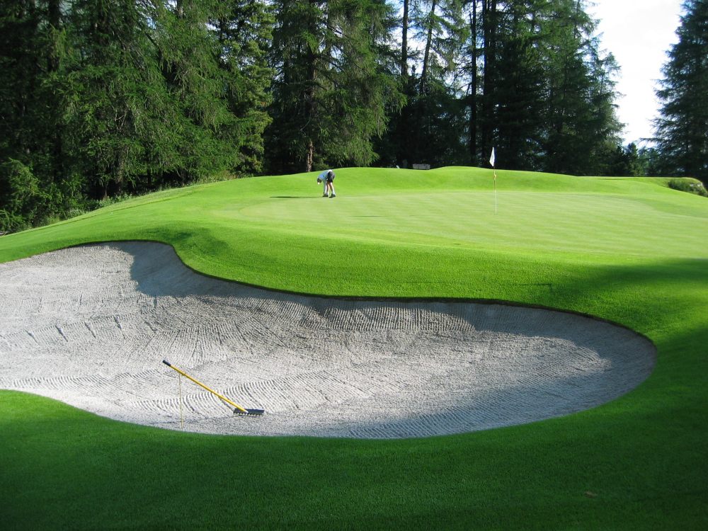 瑞士圣莫里茨库尔姆酒店 Kulm Hotel St. Moritz_36 Kulm Golf St. Moritz 4.jpg