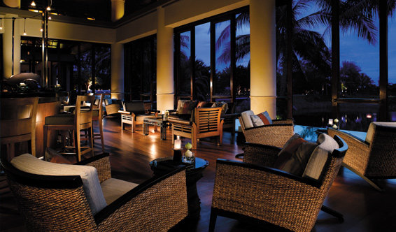 普吉岛悦榕庄 Banyan Tree phuket_BT_Phuket_Dining_LobbyBar.jpg