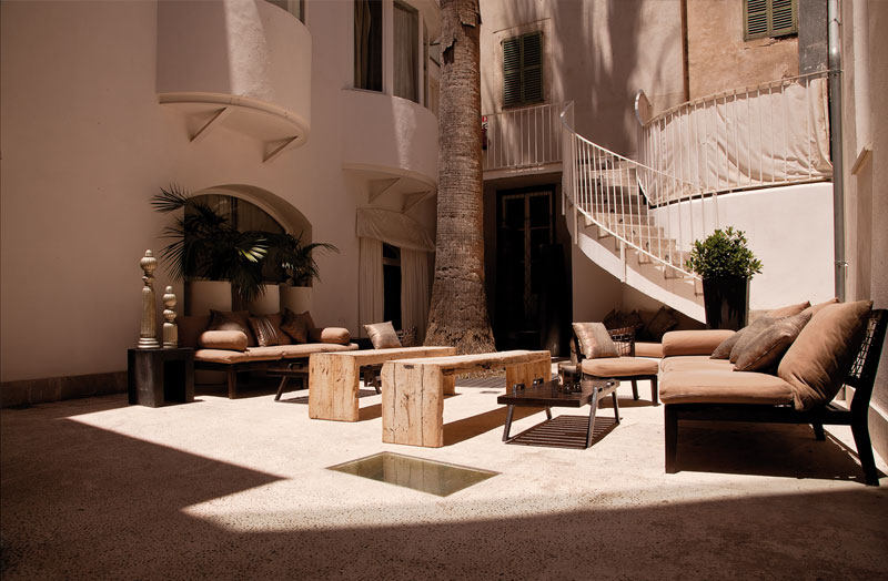 西班牙 马略卡岛PURO OASIS URBANO_03_Hotel_Patio.jpg