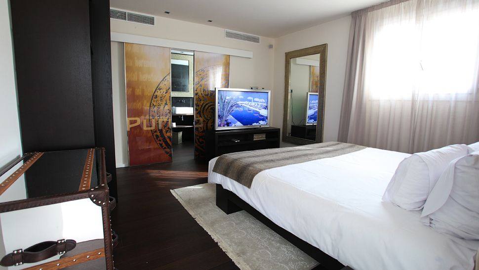 西班牙 马略卡岛PURO OASIS URBANO_002560-07-guestroom.jpg