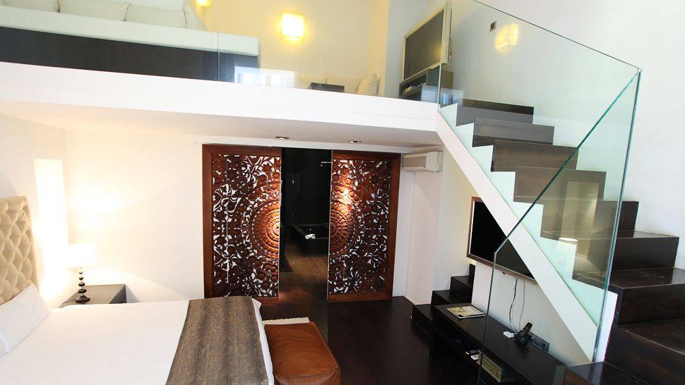 西班牙 马略卡岛PURO OASIS URBANO_002560-08-two-level-suite.jpg