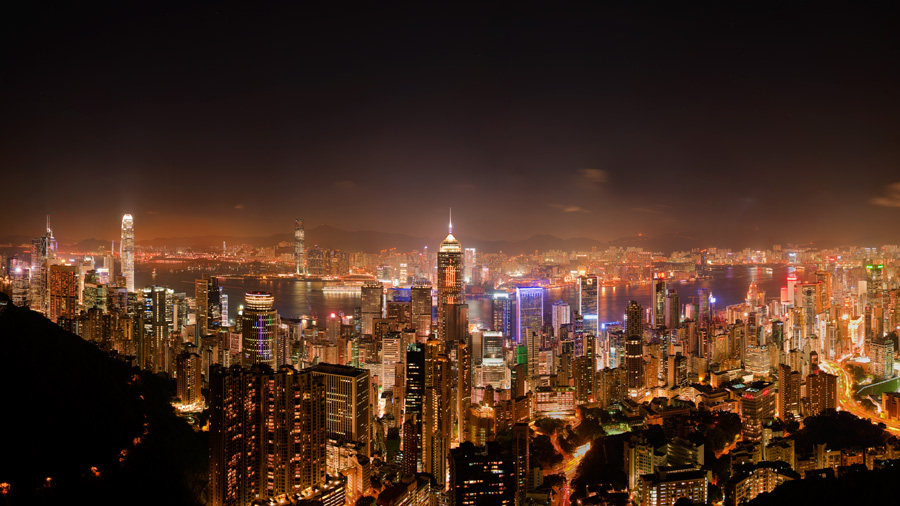 法兰克·盖瑞-香港山顶 OPUS HONG KONG_night_900x506.jpg