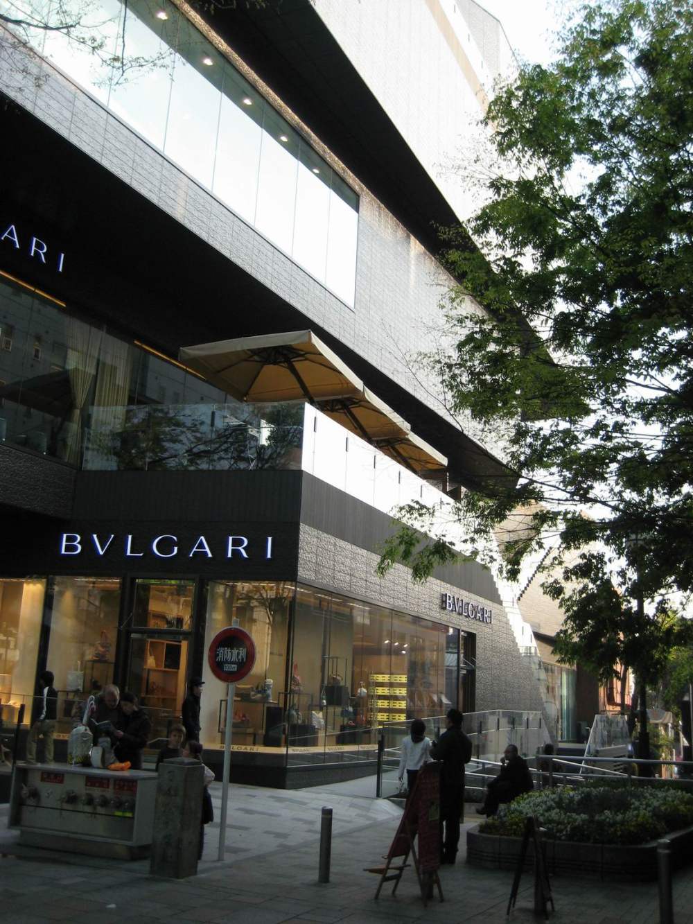 调整大小 BVLGARI Japan 表参道  011.JPG