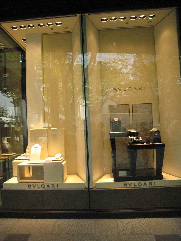 调整大小 BVLGARI Japan 表参道 046.JPG