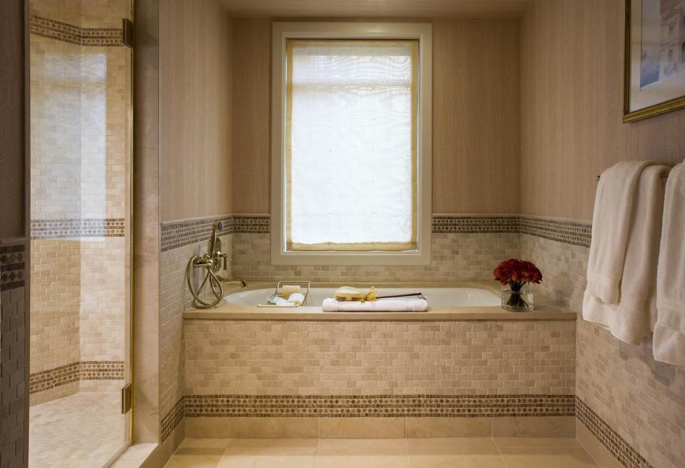 The St. Regis Washington, D.C.美国 华盛顿圣瑞吉酒店 官方摄影_43)The St. Regis Washington, D.C.—Suite Bathroom 拍攝者.jpg
