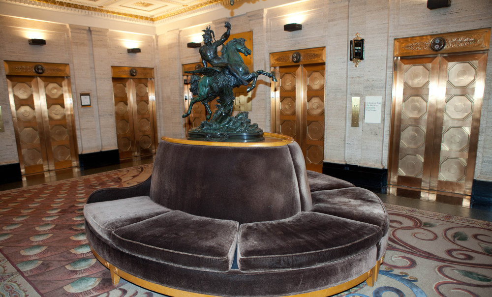 芝加哥帕尔玛希尔顿酒店ThePalmerHouseHiltonHotel_elevators--v797779-1600.jpg