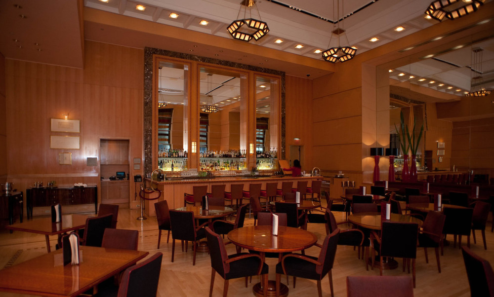 restaurants-bars-four-seasons-new-york-v260030-1280.jpg