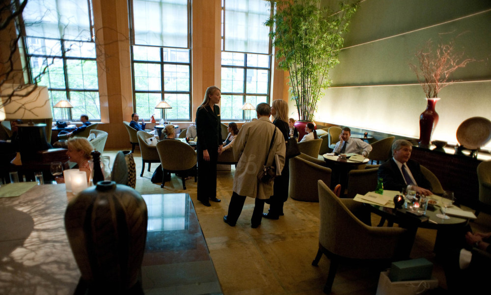 restaurants-bars-four-seasons-new-york-v260059-1280.jpg