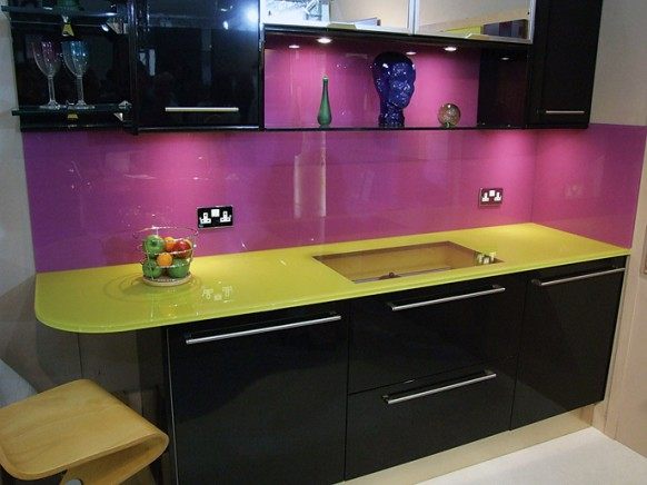 purple-kitchen-glass-backsplash-yellow-countertops-582x436.jpg