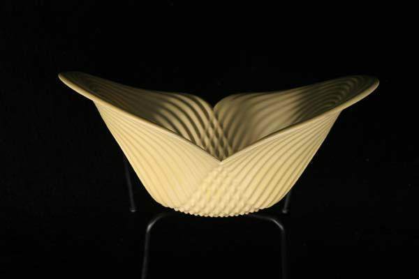 Moroso_COC_Ripple Chair_Ron Arad_02.jpg