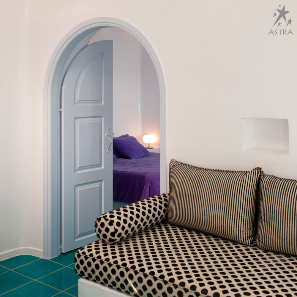 希腊圣托里尼阿斯特拉套房 Astra Suites Santorini_5340273394_4b5db26dbb_o.jpg