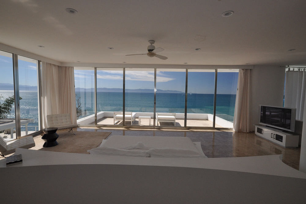 墨西哥巴亚尔塔Casa China Blanca渡假别墅_thumb1CUBAcmMzRvirtual-tour-30548-97.jpg