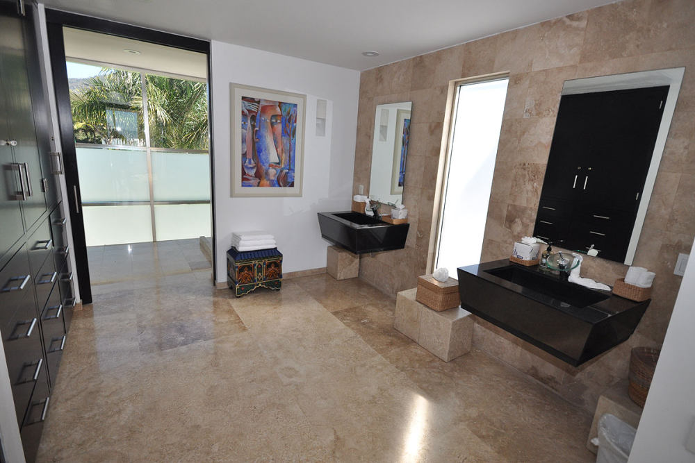 墨西哥巴亚尔塔Casa China Blanca渡假别墅_thumbmhGxaG4HK9virtual-tour-30548-92.jpg