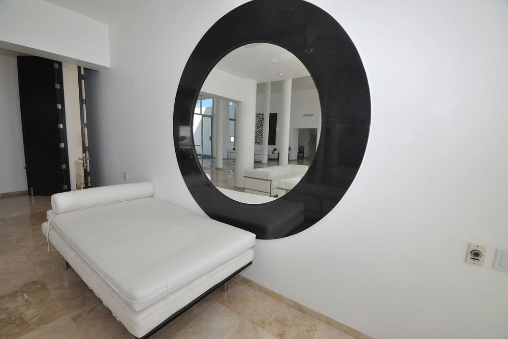墨西哥巴亚尔塔Casa China Blanca渡假别墅_thumbqhKxRThfmKvirtual-tour-30548-17.jpg