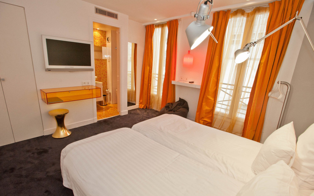 法国巴黎Color Design Hotel_standard-twin-room--v1605927-73-1600.jpg