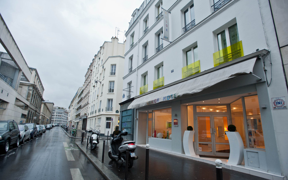 法国巴黎Color Design Hotel_street--v1605903-73-1600.jpg