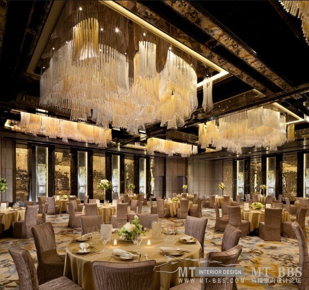 香港丽兹卡尔顿酒店The Ritz-Carlton, Hong Kong_QQ截图20120514162029.jpg