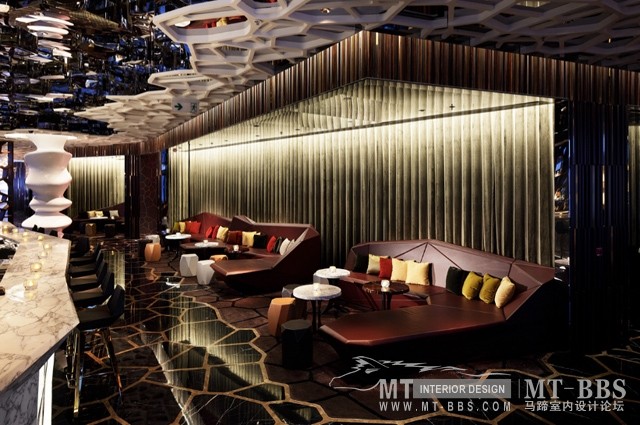 香港丽兹卡尔顿酒店The Ritz-Carlton, Hong Kong_ozone-the-ritz-carlton-hong-kong-wonderwall-studio-4.jpg