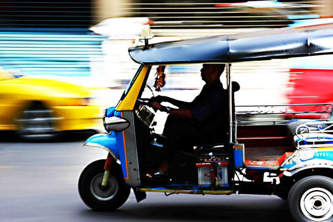 泰国普吉岛SIRALANNA特色酒店，纯粹泰_fac_tuktuk.jpg