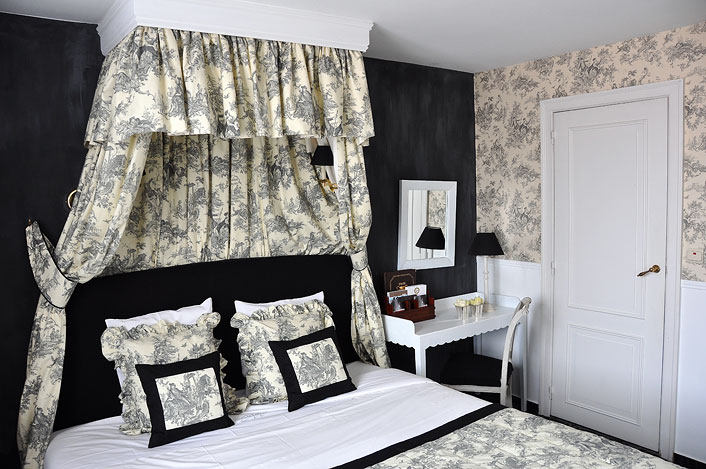 比利时布鲁日The PAND Hotel_charming-room1.jpg