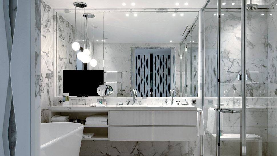 蒙特卡洛海滩酒店 Monte Carlo Beach_002790-07-suite-bathroom.jpg