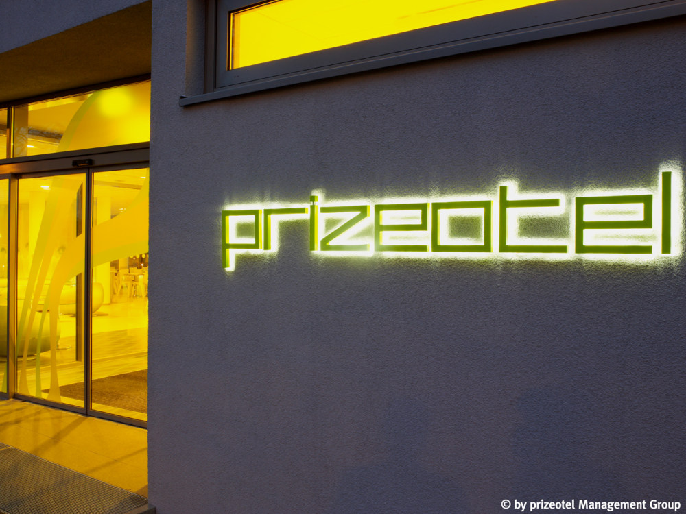 德国不来梅PRIZEOTEL酒店_prizeotel_bremen_city_entrance.jpg