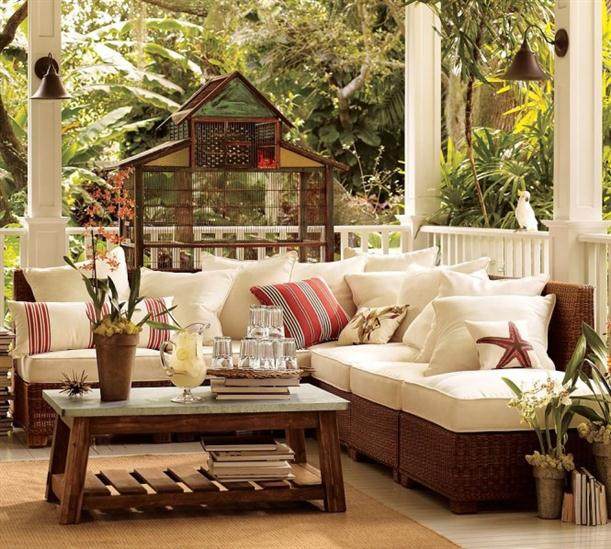 国外户外家具欣赏_Another-deck-Comfy-and-Rustic-Outdoor-Garden-Furniture.jpg