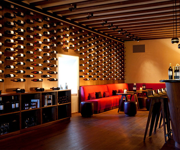 西班牙巴利亚多利德 Le Domaine 酒店_abadia-retuerta-le-domaine-sala-catas-01479e6a.jpg