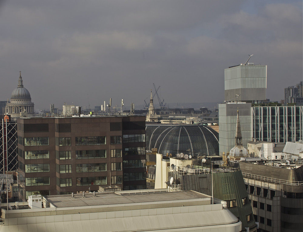 伦敦New Court—OMA_02-Rothschild-bank-in-the-City-of-London-Copyright-OMA-by-Philippe-Ruault.jpg