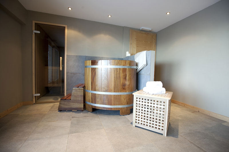 瑞士独特WhitePod高山生态度假村 The WhitePod Alpine eco resort_Whitepod-03.jpg