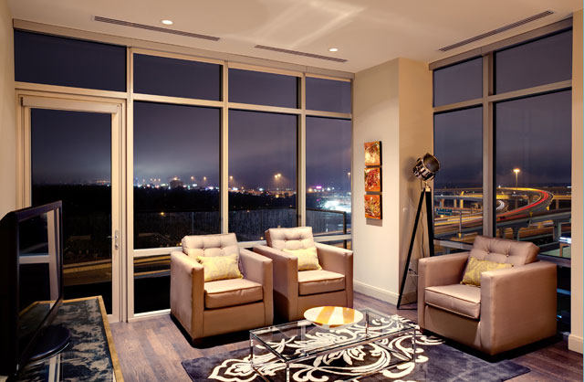 德州休斯顿﻿Hotel Sorella Citycentre_suite-1101-living.jpg