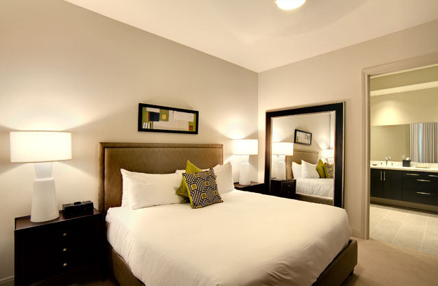 德州休斯顿﻿Hotel Sorella Citycentre_suite-1107-bedroom.jpg