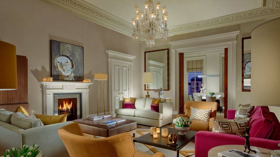 英国爱丁堡The Atholl酒店_010569-04-suite-living.jpg