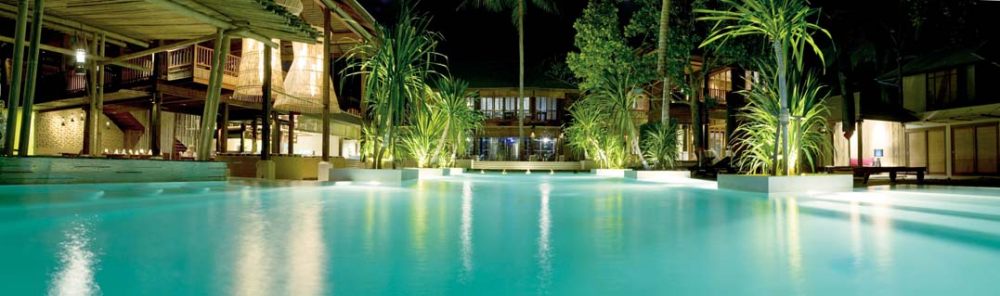 Rasananda Phangan Island  08 泰国素叻他尼帕岸度假酒店_Main Facility Night.jpg