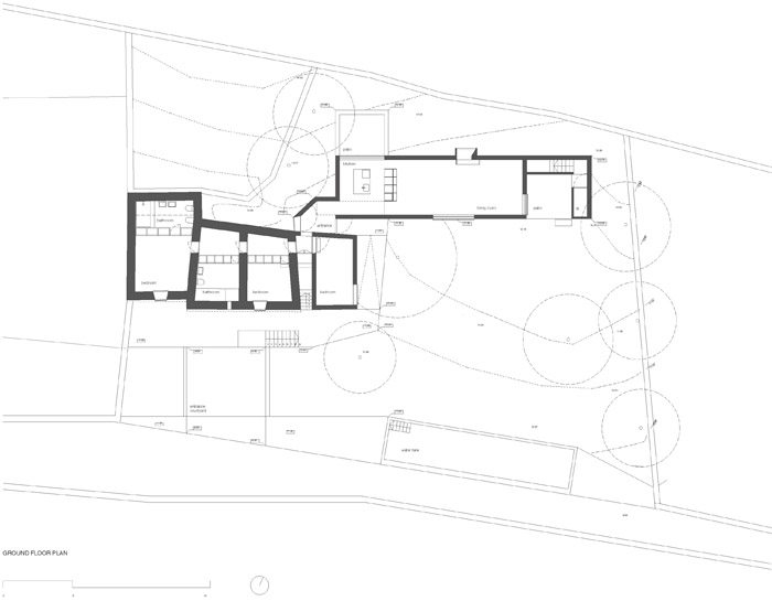 绿山白居House of Agostos / Pedro Domingos__c_R7kuTcIvYyUG7fftUqFo474gYLulAniNFbYZFMN0nFCdPIUnYD71Efa4IWrVRnx5iAS3iXF6LQL5h.jpg