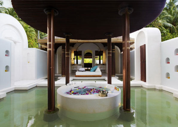 马尔代夫克哈瓦岛度假村 Anantara Kihavah Villas, Maldives_Anantara_Kihavah_Maldives_Beach_Pool_Villa_bathtub-AKH_1599.jpg