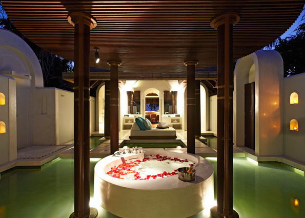 马尔代夫克哈瓦岛度假村 Anantara Kihavah Villas, Maldives_Beach_Pool_Villa_Bathroom_2-AKH_1306.jpg