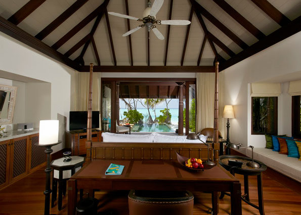 马尔代夫克哈瓦岛度假村 Anantara Kihavah Villas, Maldives_Beach_Pool_Villa_Bedroom_2-AKH_1308.jpg