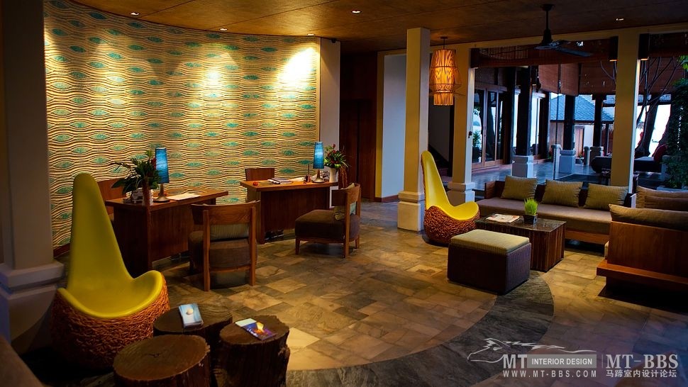 泰国拉沙南达豪华度假村 Anantara Rasananda_009541-08-concierge-and-guest-services.jpg