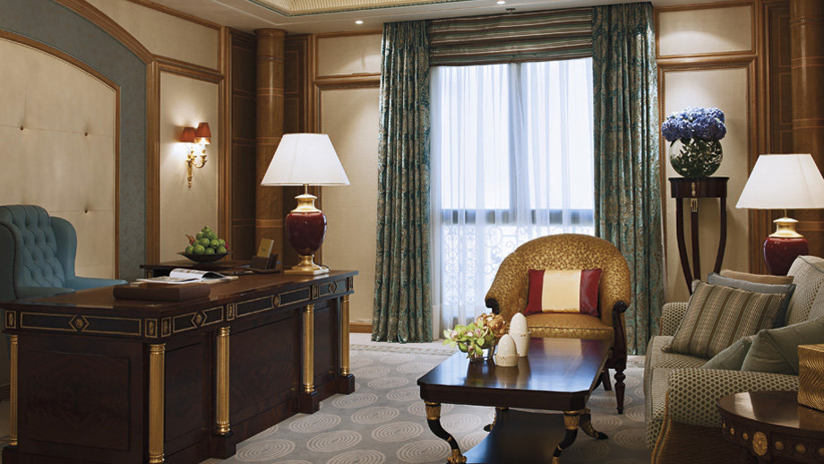 利雅得丽思卡尔顿酒店 The Ritz Carlton Riyadh_Royal Suite Office.jpg