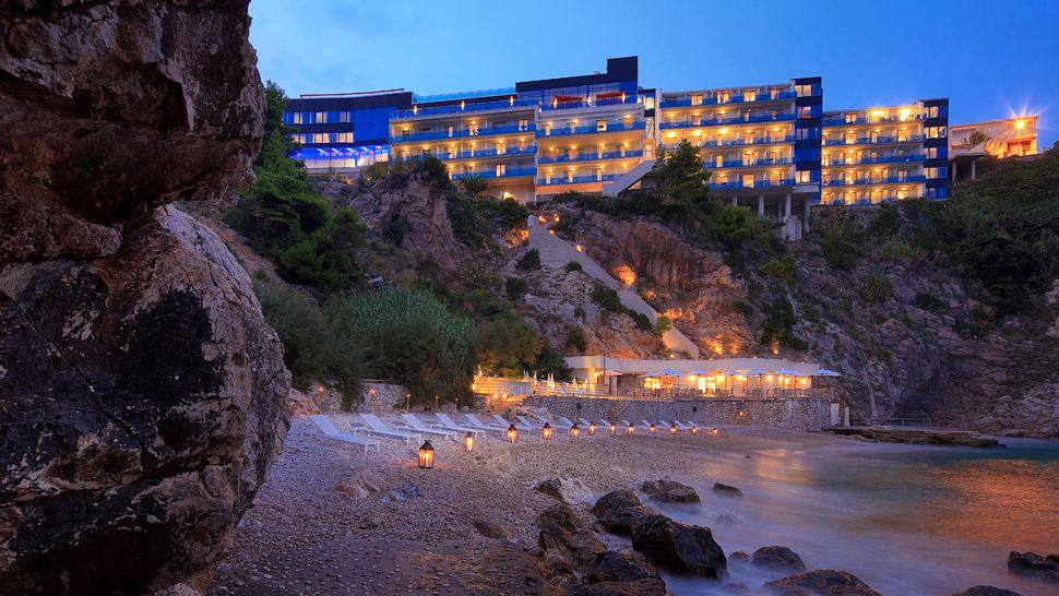 克罗地亚贝尔维尤杜布罗夫尼克酒店 Hotel Bellevue Dubrovnik_Hotel Bellevue — Dubrovnik, Croatia.jpg