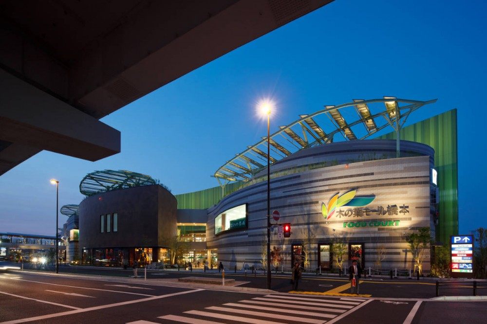 日本高端shopping mall_1338879733-mainimage-2-02-1000x666.jpg