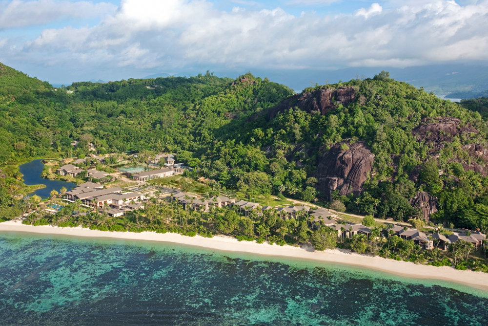 塞舌尔凯宾斯基度假酒店 Seychelles Kempinski Resort_Print_Baie_Lazare_Beach_View.jpg