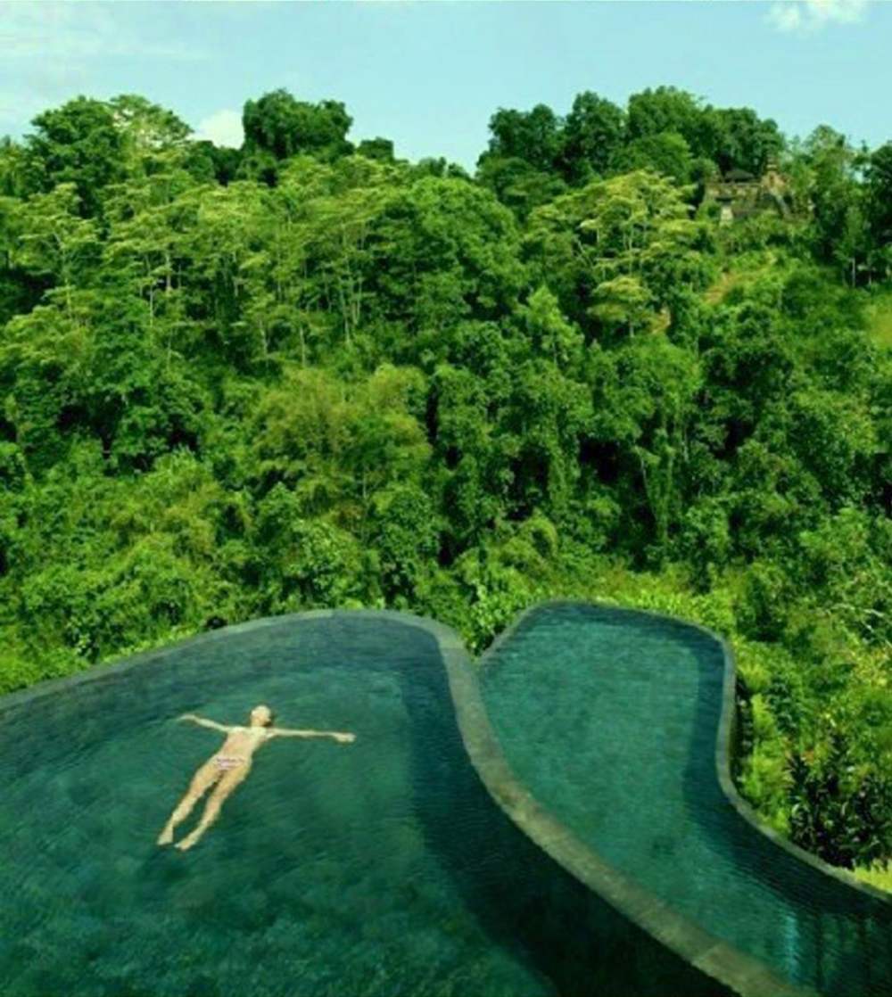 巴厘岛乌布空中花园双层无边泳池02.jpg